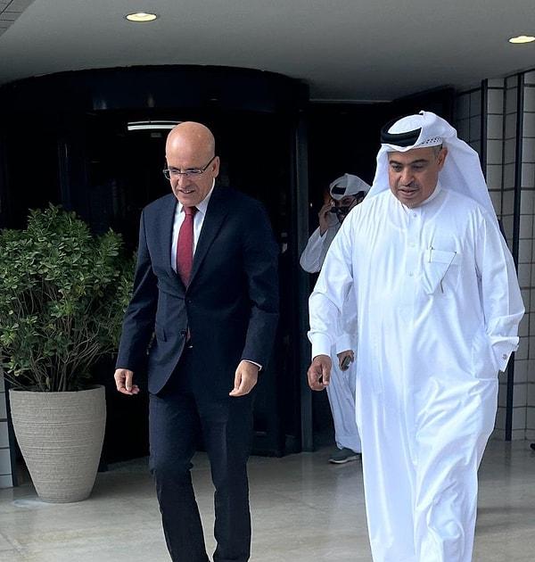 "Ardından Expo Doha 2023 Genel Sekreteri Sn. Mohammed Ali Al Khouri ile bir araya gelerek organizasyon hakkında bilgi aldık. Fuar alanında bulunan ve çok kısa sürede inşa edilen ‘Türkiye Merkezini’ ziyaret ettik. Çok etkileyici idi."