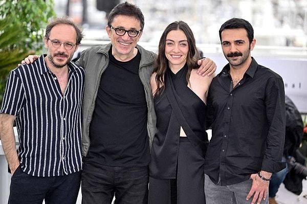 Nuri Bilge Ceylan'ın Cannes Film Festivali'nde ayakta alkışlanan filmi 'Kuru Otlar Üstüne' 29 Eylül günü vizyona girmişti.