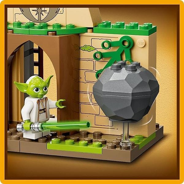 1. LEGO Star Wars Tenoo Jedi Temple Oyuncak Yapım Seti