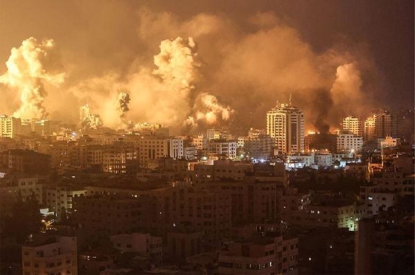 İsrail'in 7 Ekim'den bu yana yoğunlaştırdığı Gazze bombardımanı devam ediyor. İsrail ordusu kara harekatı öncesi Gazze'deki yerleşim yerlerini bombalıyor.