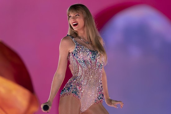 Taylor Swift's Net Worth: Billion-Dollar Empire