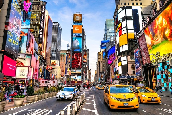 6. New York, Amerika Birleşik Devletleri'nin başkentidir.