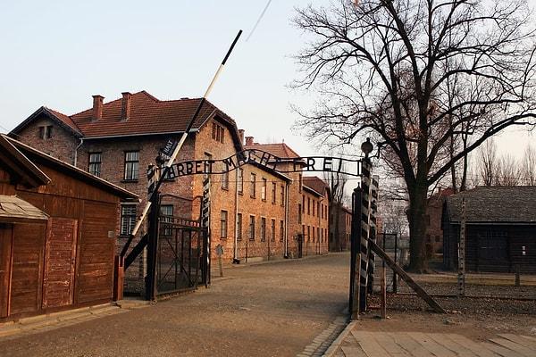 9. Auschwitz-Birkenau Müzesi