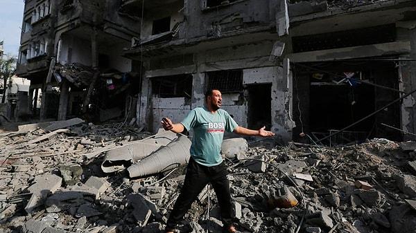 İsrail'in Gazze saldırılarında 3 bin 457'si çocuk, 2 bin 136'sı kadın olmak üzere 8 bin 306 Filistinli hayatını kaybetti.