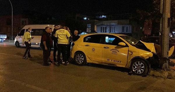 Kaza, saat 22.00 sıralarında merkez, Yıldırım ilçesi Ortabağlar Mahallesi Mimar Sinan Caddesi üzerinde meydana geldi.