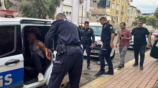 Silah polis ekipleri tarafından muhafaza altına alınırken, şahıs da polis merkezine götürüldü.