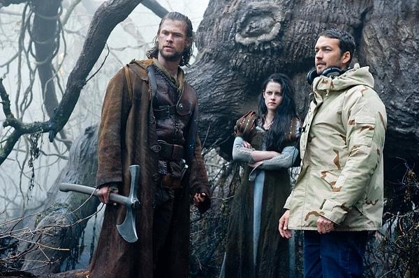 16. Snow White and the Huntsman (2012)