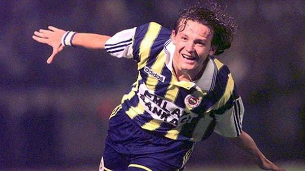 Türkiye'de uzun yıllar forma giyen Boşnak futbolcu Elvir Baljic, 1999 yılında Fenerbahçe'den Real Madrid'e transfer oldu.