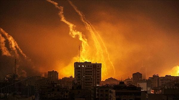 İsrail, 7 Ekim'de Hamas'ın düzenlediği saldırılar sonrası savaş durumu ilan etmişti. Gazze'yi ablukaya alan İsrail ordusu, hava saldırılarına devam ediyor.