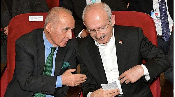 CHP’nin eski genel başkanlarından Hikmet Çetin, CHP 38.Olağan Kurultayı’nda genel başkanlığı kaybeden Kemal Kılıçdaroğlu’nu CHP Genel Merkezi’nde ziyaret etti.
