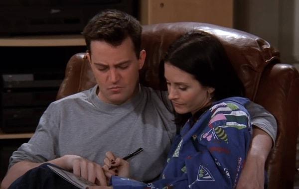 "Her şeyin provasını yaptık ve izleyiciler 'Chandler'i asla affetmeyeceklerini' dile getirdi. Evet hakılılar, bu olay hem dizinin gidişatını hem de karakteri baştan aşağı değiştirebilirdi."