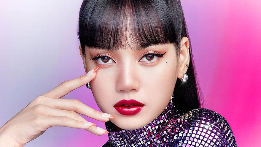 Lisa x lips. Lalisa Mac Cosmetics.