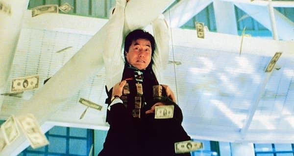 16. Jackie Chan, "Rush Hour" filminde Baş Müfettiş Lee rolünü, "yapmakta bir sebep yoktu, sadece para olduğu için yaptım," diyerek açıkladı.