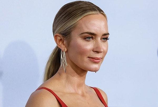 The beautiful actress, Emily Blunt, recently made sincere statements that touched everyone about her struggle with stuttering.