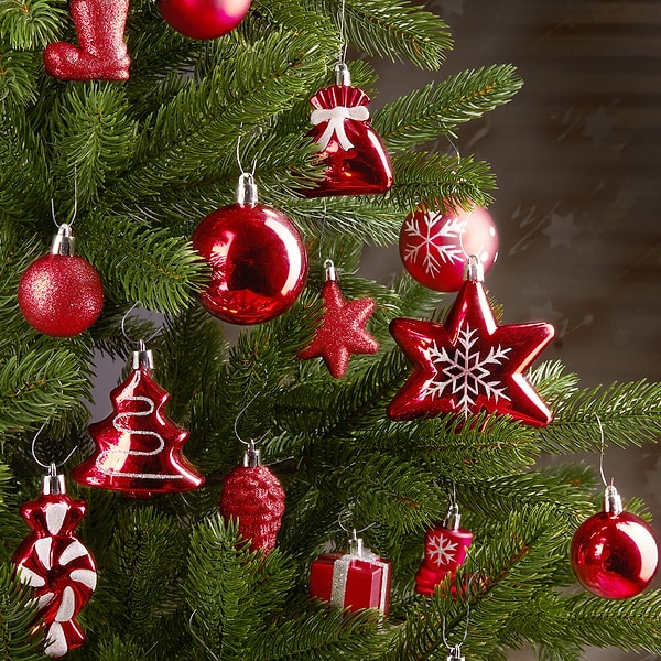 Santa Claus would bring you a beautifully handcrafted ornament to adorn your Christmas tree.