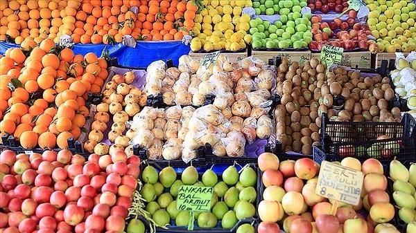 Taze sebze-meyve grubunda, bu ay sebze fiyatlarında karnabahar ve köy biberinde yüksek fiyat düşüşü gözlemlendi.