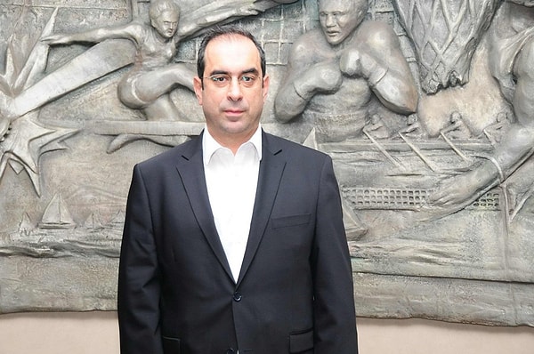 Seçil Erzan’a en çok para kaptıran isimlerden biri olan Emre Belözoğlu’nun avukatı Şekip Mosturoğlu, Seçil Erzan ile ilgili flaş bir iddia ortaya attı.