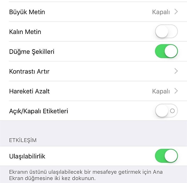 14. iPhone'larda hareketli duvar kağıtları görsel olarak zengin olabilir fakat bataryaya ekstra yük bindirir, Ayarlar > Erişebilirlik > Hareket kısmında Hareketi Azalt yoluyla bu özelliği kapatarak enerji tasarrufu sağlayabilirsiniz.