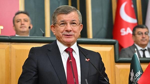 TBMM'de görüşülen ekonomiye ilişkin torba yasa teklifini eleştiren Davutoğlu, Hazine ve Maliye Bakanı Şimşek'in teklifi "yapısal reform" değerlendirmesine de IMF benzetmesi yaptı.