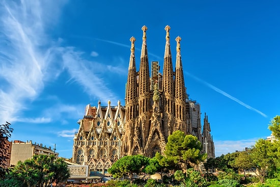 Symphonies in Stone: Exploring 10 Breathtaking European Churches