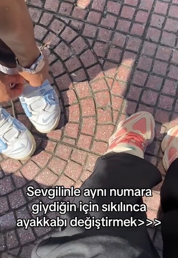 “Sevgilinle aynı numara giydiğin için sıkılınca ayakkabı değiştirmek” notuyla ilgili videoyu paylaşan genç kadın viral oldu.