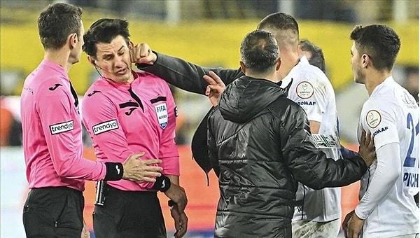 Ankaragücü - Çaykur Rizespor maçının ardından Ankaragücü Başkanı Faruk Koca'nın yumrukla saldırdığı FIFA kokartlı hakem Halil Umut Meler'in ilk ifadesi ortaya çıktı.