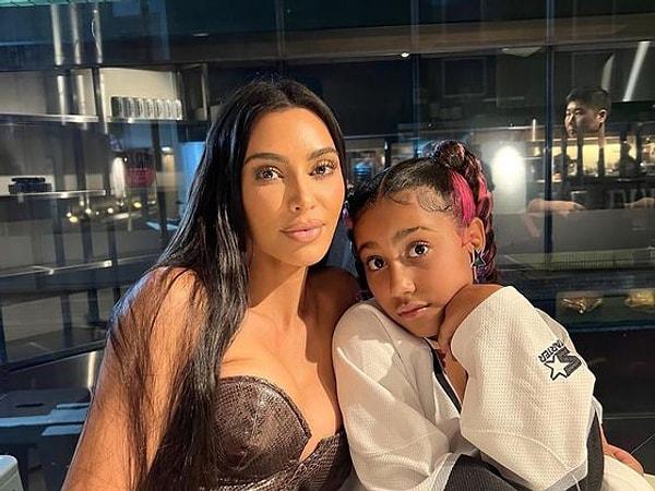 Kim Kardashian ve Kanye West'in büyük kızı North West'i tanıyanlarınız vardır: Kendisi ailenin sıradaki en ünlü ismi yolunda hızlı adımlarla ilerliyor.