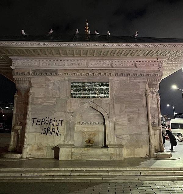 İstanbul Üsküdar’da bulunan tarihi çeşmeye ‘Terörist İsrail’ yazısı tepki çekmişti.