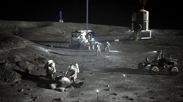 ABD'nin bu program dahilinde Ay'da kalıcı bir üs kurmayı ve Ay'ın hem Mars yolculukları için bir durak hem de değerli madenlerin çıkarılması için bir kaynak olarak kullanılmasını planladığı bilgisi de paylaşıldı.