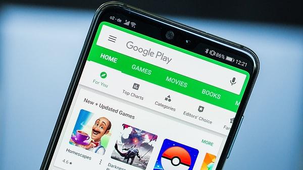 Ayrıca Google, Aralık başında Android uygulama mağazası Google Play Store'a karşı açılan antitröst davasında rekabeti bastırdığı suçlamasıyla 700 milyon dolar ödemeyi kabul etmişti.