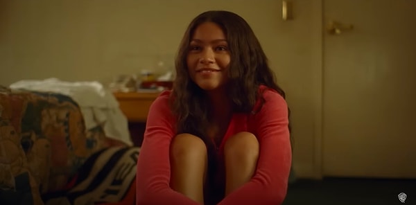 Zendaya daha önce filmdeki rolüyle ilgili şu açıklamlarda bulunmuştu: 'Hayatımı ergen rolleriyle geçiremem. 'Challengers'ın daha yetişkin bir rol olduğunu düşünerek sonraki aşamaya geçmek için ideal olacağını düşündüm. Ne kadar tedirgin olsam da bence iyi hissettiren bir duyguydu.'