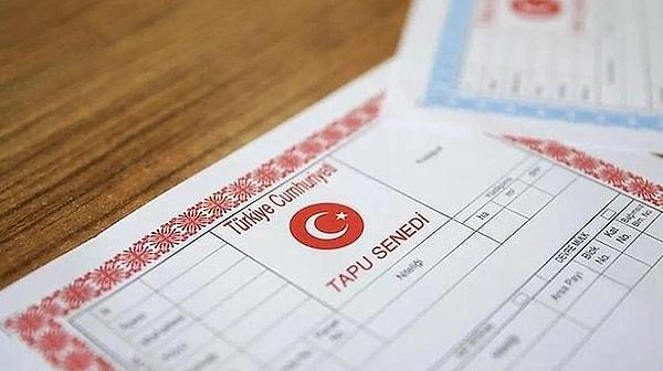 İstanbul'da bulunan tapu müdürlüğünde görevli 2 personelin, aralarında Aleyna Tilki, Hülya Avşar, Simge Sağın, Şeyma Subaşı'nın da olduğu 136 ünlü ismin taşınmaz ve kimlik bilgilerini kimliği belirsiz kişilerle paylaştığı iddia edildi.