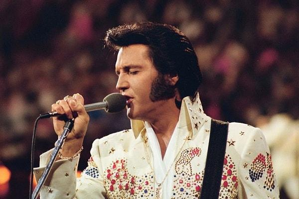 ‘Elvis Evolution’ isimli konserin, ilk olarak Londra’da sahneleneceği ve konser için açılan web sitesinde bulunan bekleme listesine kayıt yaptırarak bilet ayırtma işleminin yapılabildiği duyuruldu.