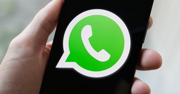 WhatsApp'ın uygulamanın tema rengini değiştirebileceğiniz yeni bir özellik üzerinde çalıştığı ortaya çıktı.