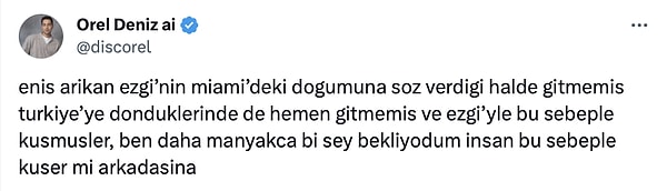 Geçtiğimiz saatlerde konuyla ilgili yeni bir gelişme yaşandı. Birkaç hafta önce Özge Özpirinçci hakkında bir iddia paylaşan ve iddiası da kısmen doğru çıkan @discorel adlı kullanıcıdan Ezgi Mola ve Enis Arıkan'ın küslüğüne dair yeni detaylar geldi...👇