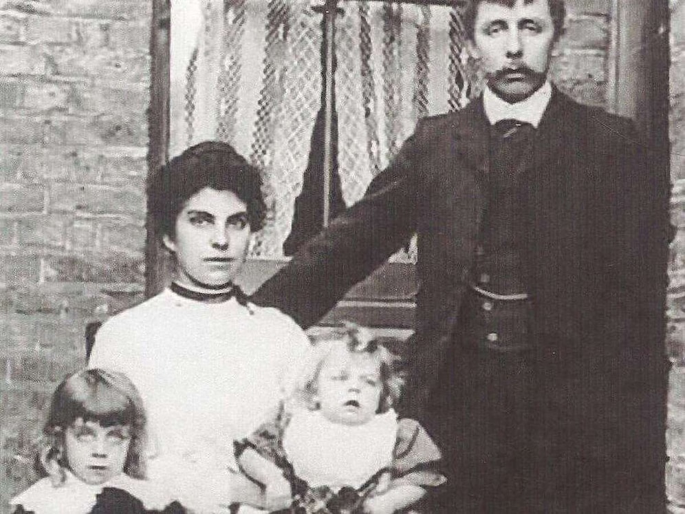 The Tragic Story of the Goldsmith Family, Titanic's Miraculous Survivors