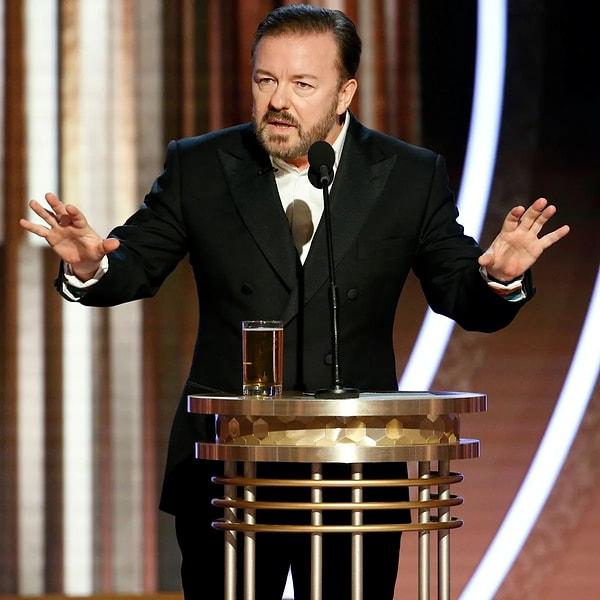 Jeffrey Epstein ile ilgili korkunç bilgiler gündemdeki yerini korurken, Ricky Gervais’in 2020 Altın Küre Ödül Töreni’nde yaptığı şakalar da sosyal medyada da konuşuluyor.