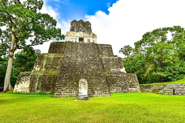 6. Maya Şehri Tikal