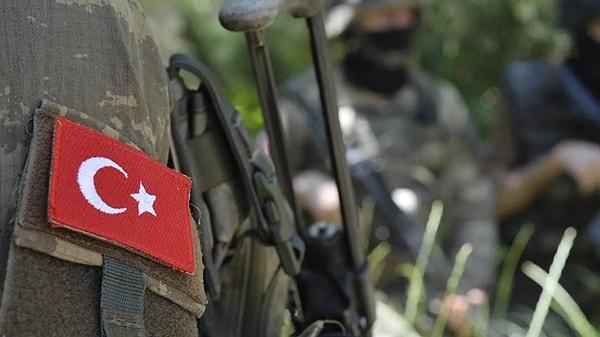 Terör örgütü PKK, geçtiğimiz akşam Türk Silahlı Kuvvetleri'nin Kuzey Irak'taki bir üs bölgesine sızmaya çalışınca çatışma çıktı.