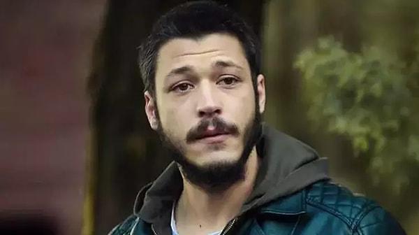 Daha sonra yakışıklı oyuncu kariyerine Çukur dizisinde Celasun Gümüş karakteriyle tam 4 sezon  devam etti.