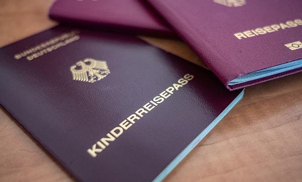 Yeni kabul edilen yasayla birlikte yabancıların Alman vatandaşlığına geçiş süresi kısaltılacak, kolaylaştırılacak.