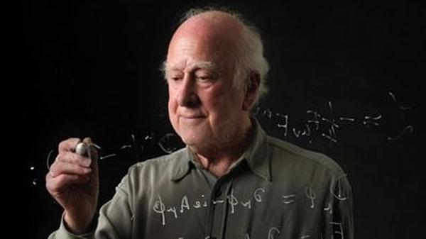 2. Hangi bilim dalı, Higgs Bozonu'nu keşfi ile önemli bir bilimsel başarı elde etmiştir?