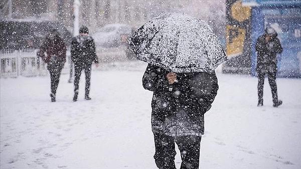 İstanbul'da hafta sonu hava, Balkanlar üzerinden gelen soğuk hava dalgasının etkisi altına girecek.