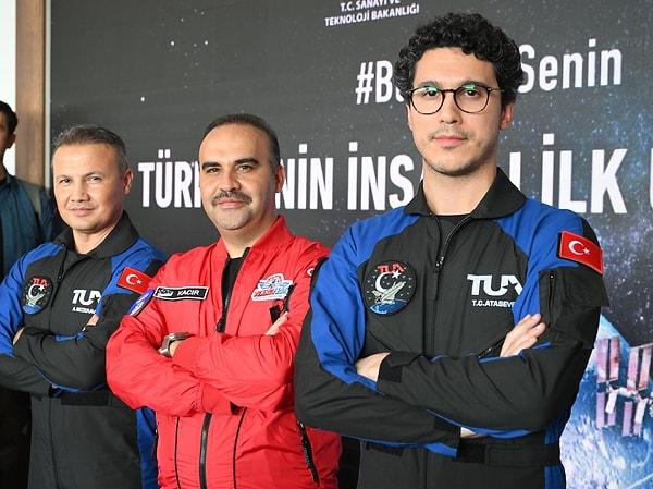 Yeni astronot adayı olarak Tuva Cihangir Atasever'in adını veren Kacır, Atasever'in yaklaşık 2-3 ay içinde bir yörünge altı uçuş gerçekleştireceğini ifade etti.