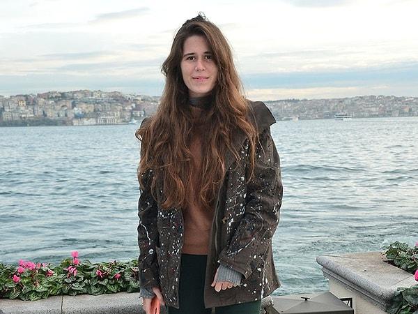 Lâl Denizli, Türk teknik direktör Mustafa Denizli ve Çiğdem Kayalı'nın kızıdır. Denizli, 20 Kasım 1991'de dünyaya gelmiştir.