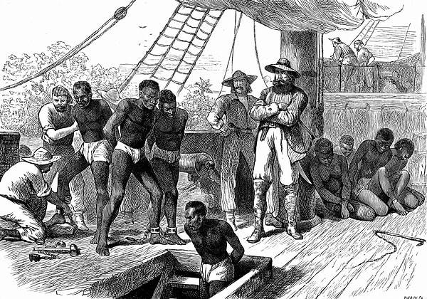 ABD'de kölelik, iç savaşın sonunda, 1800'lerin son döneminde çok büyük oranda kaldırıldı. Ancak Afrika kökenlilere yönelik ayrımcı kurallar devam etti.