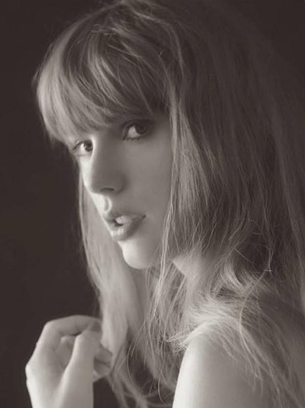 Ancak başarı tesadüf değildir: Swift'in yaklaşık 2 yıldır bu albüm üzerinde çalıştığı ve albümü bugüne kadar herkesten gizlediği öğrenildi.