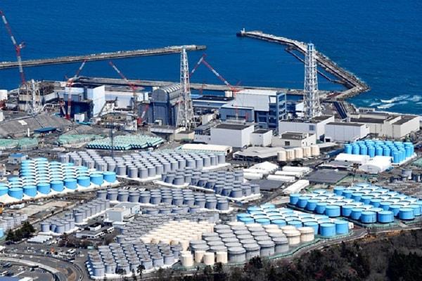 Tokyo Electric Power Company (TEPCO), bu suyun sezyum ve stronsiyum gibi radyoaktif maddeler içerdiğini ve yaklaşık 22 milyar bekerel radyasyon seviyesine sahip olduğunu açıkladı.