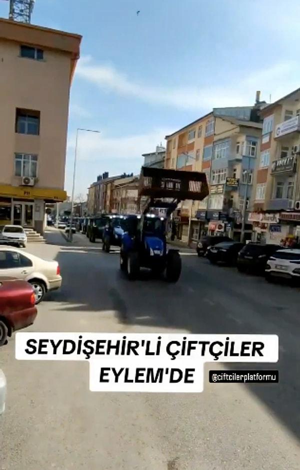 Konya Seydişehir'de çiftçiler, ilçeden bulunan patates fabrikasında değişen kotaları protesto etmek için traktörleriyle eylem yaptı.