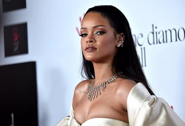 Now, according to Forbes, as of 2023, Rihanna's net worth has reached $1.4 billion, placing her 20th on the list of America's self-made richest women. 👏🧿